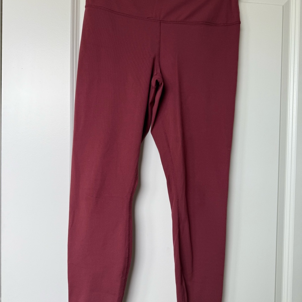 Women’s Maroon Leggings